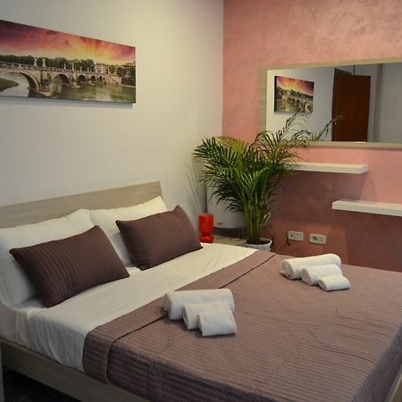 Maxim Rooms Roma Esterno foto